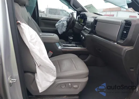 2022 GMC Sierra 1500 4Wd Short Box Slt из США, поврежденный, VIN 1GTUUDED5NZ557384